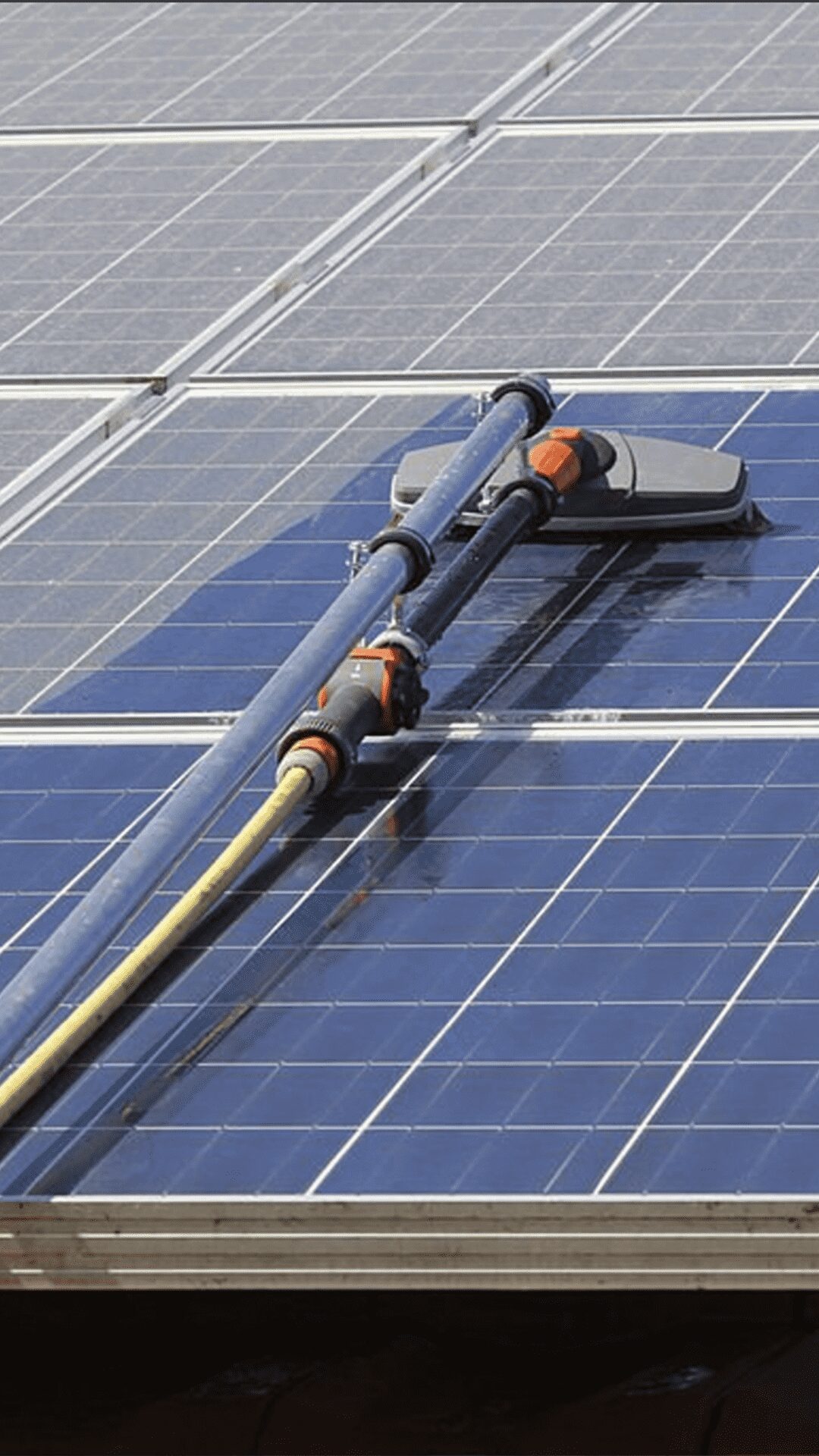 Nettoyage de panneaux solaires à Montpellier pour un rendement optimal